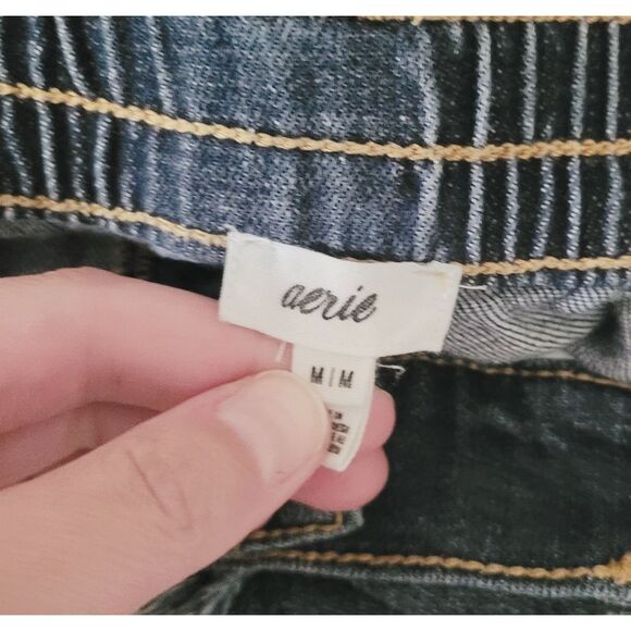 Aerie Dark Medium Wash Distressed Stretch Waist Denim Shorts Size Medium - Picture 3 of 6